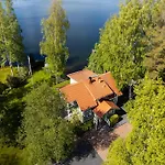 Kesaetie - Lakeside Paradise *