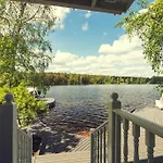 Kesaetie - Lakeside Paradise فيلة