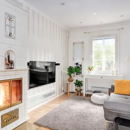 Kesaetie - Lakeside Paradise 别墅 *