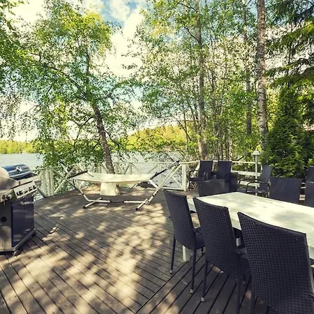 Kesaetie - Lakeside Paradise * Nurmijärvi