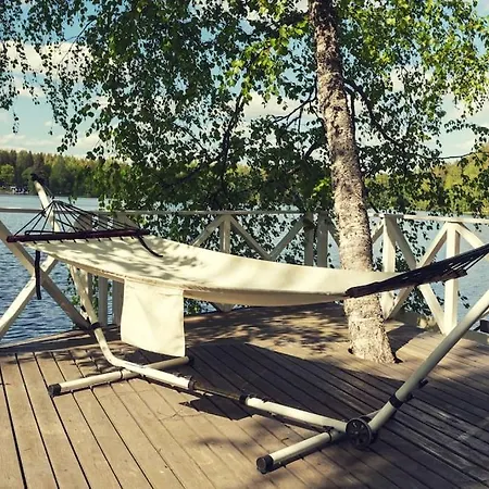 Kesaetie - Lakeside Paradise * Nurmijärvi