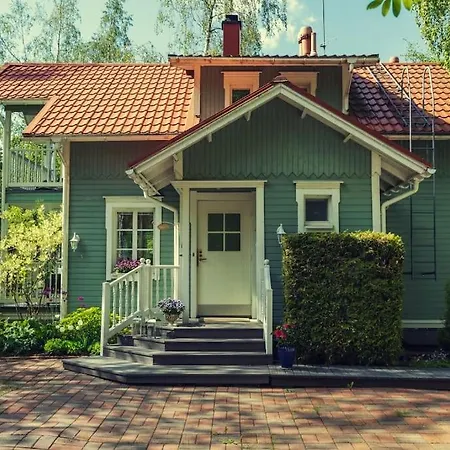 Kesaetie - Lakeside Paradise 别墅