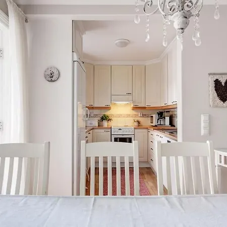 别墅 Kesaetie - Lakeside Paradise *