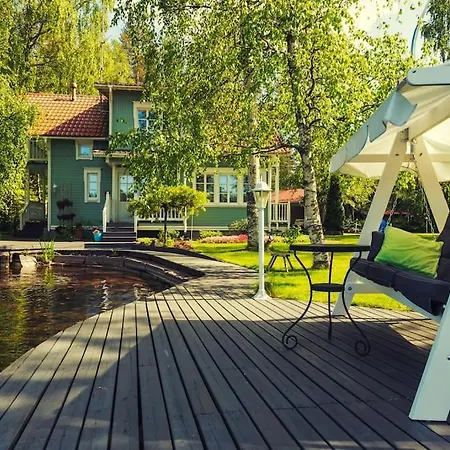 Kesaetie - Lakeside Paradise