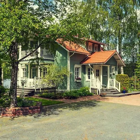 别墅 Kesaetie - Lakeside Paradise