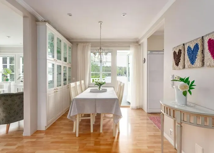 Kesaetie - Lakeside Paradise Nurmijarvi