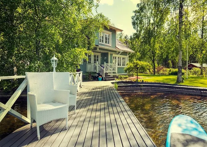 Kesaetie - Lakeside Paradise *